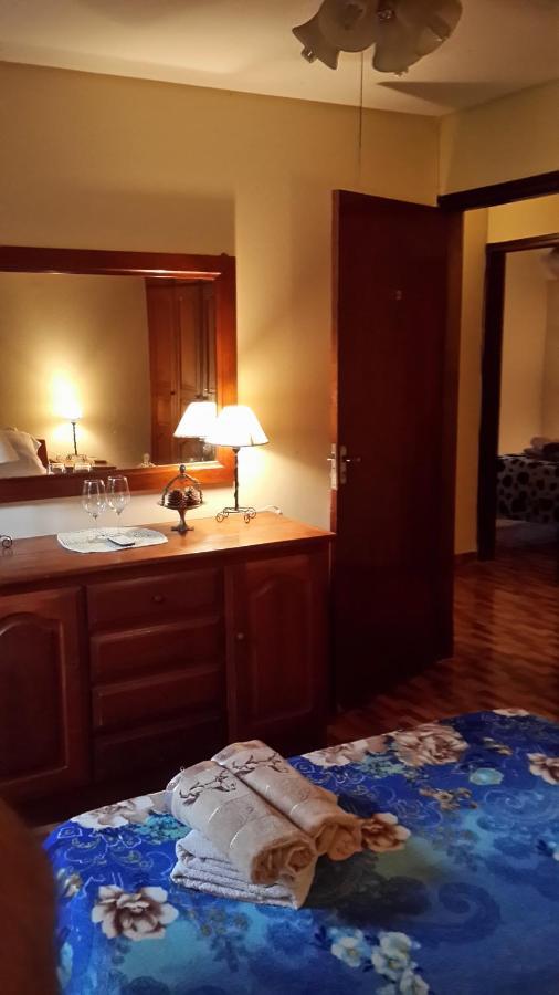Casa Folks - Bed And Breakfast Пуэрто-Игуасу Экстерьер фото