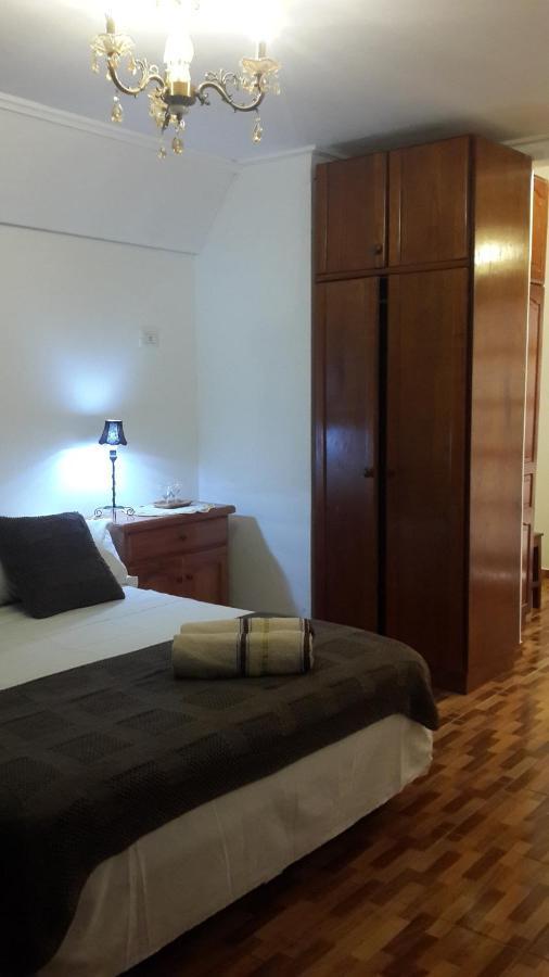 Casa Folks - Bed And Breakfast Пуэрто-Игуасу Экстерьер фото