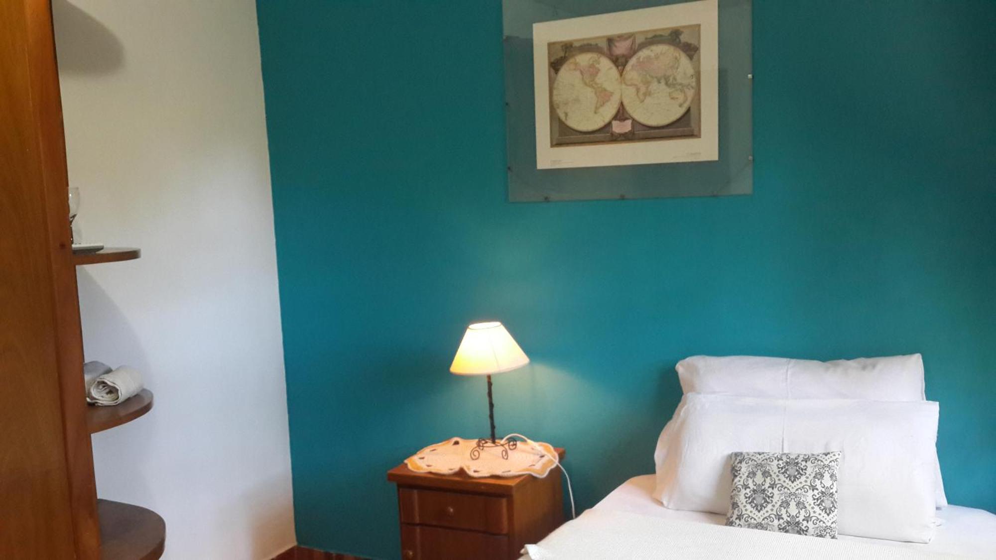 Casa Folks - Bed And Breakfast Пуэрто-Игуасу Экстерьер фото
