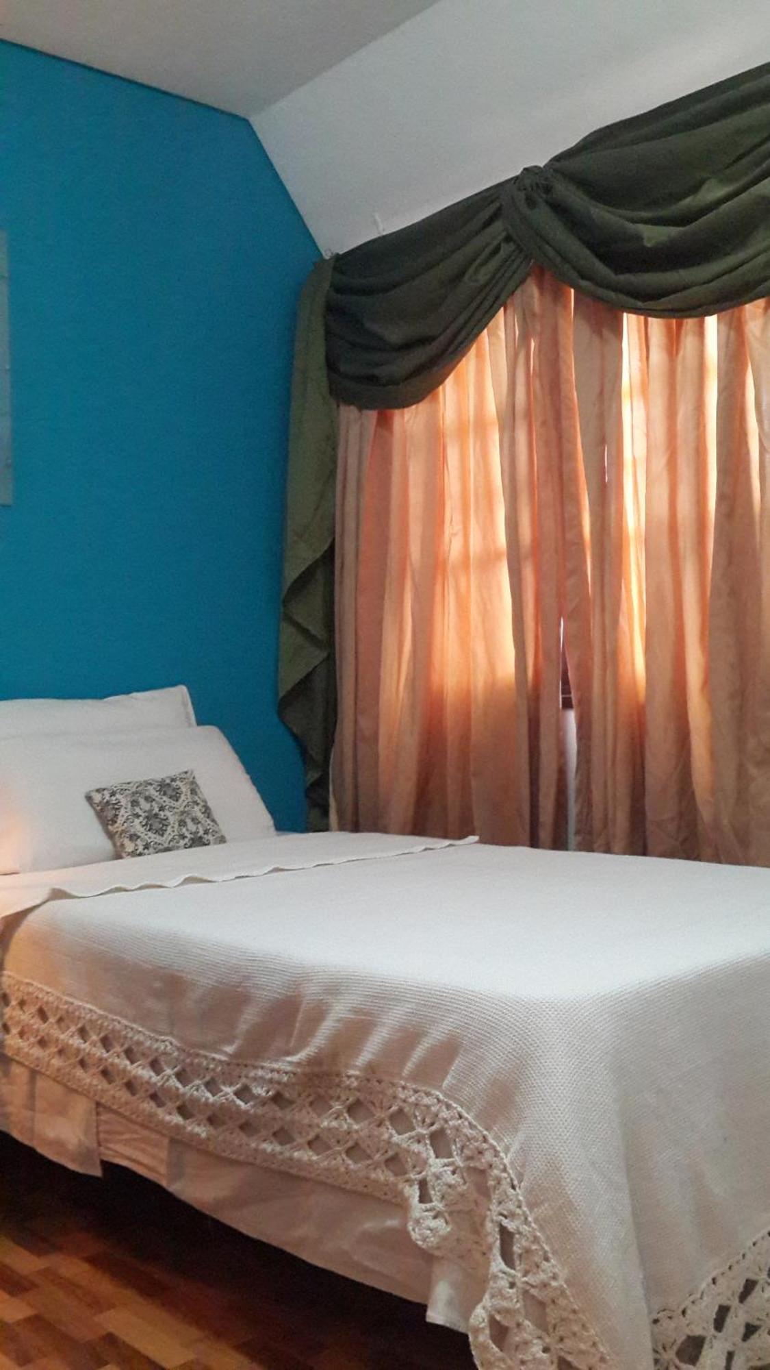 Casa Folks - Bed And Breakfast Пуэрто-Игуасу Экстерьер фото
